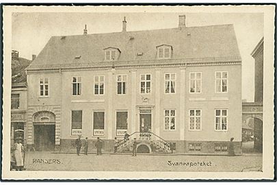 Svaneapoteket i Randers. Stenders, Randers no. 98.