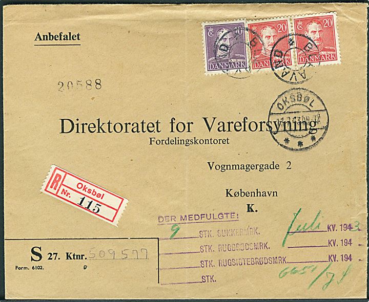 10 øre og 20 øre (par) Chr. X på anbefalket brev annulleret med udslebet stjernestempel BLAAVAND og sidestemplet Oksbøl d. 13.7.1943 til København. Fold.