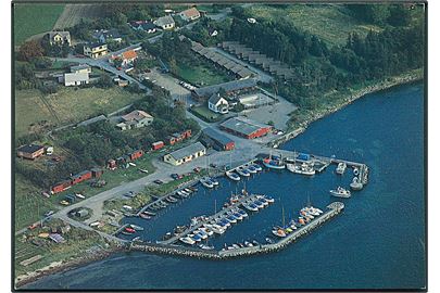 Haarbølle Havn set fra luften. O. D. Luftfoto no. 8705. 