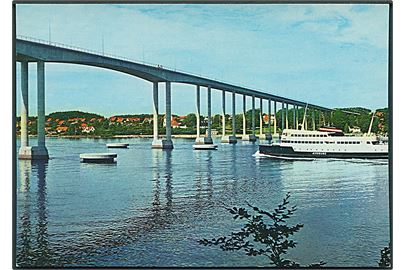 Færgen Ærosund ved Svendborgsundbroen, Svendborg. O. P. O. no. 7108-9.
