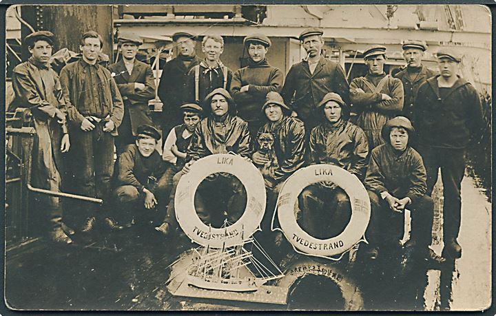 Lika af Tvedestrand. Stål fuldrigger. Besætningsfoto (1911-1915). Fotokort u/no. Svagt knæk. 