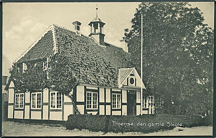 Den gamle skole, Troense. Chr. G. Kielberg no. 37001. 