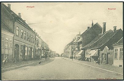 Adelgade i Bogense. Svendsens no. 3901. 