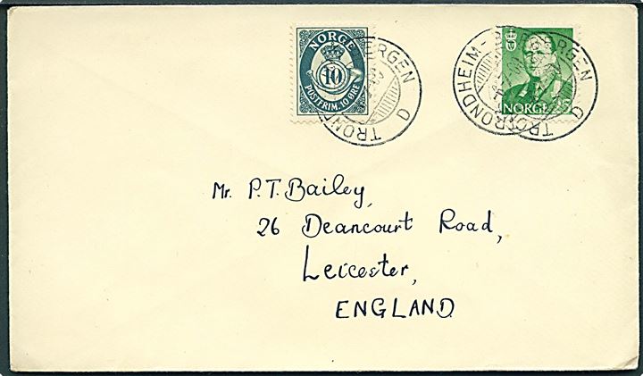 10 øre Posthorn og 25 øre Olav på brev annulleret med sejlende bureaustempel Trondheim - Bergen D d. 6.7.1960 til Leicester, England.