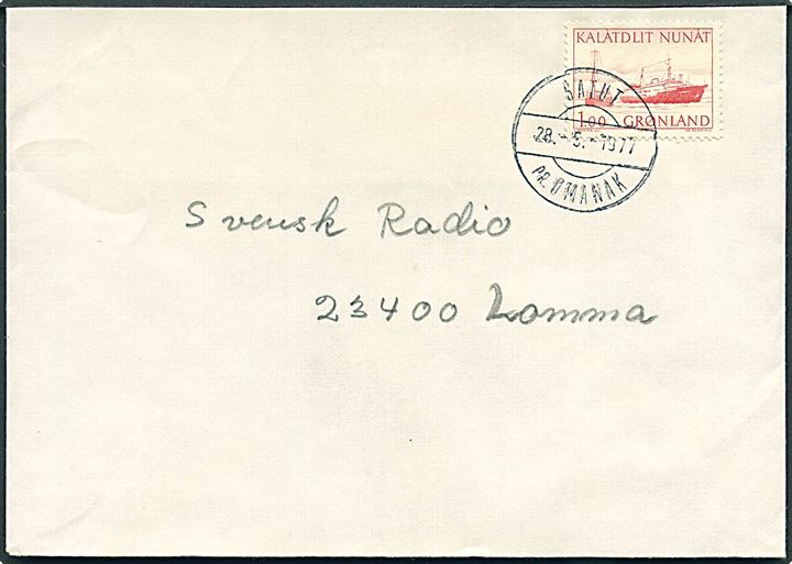 1 kr. Postbefordring på brev annulleret med pr.-stempel Satut pr. Umanak d. 28.5.1977 til Lomma, Sverige.