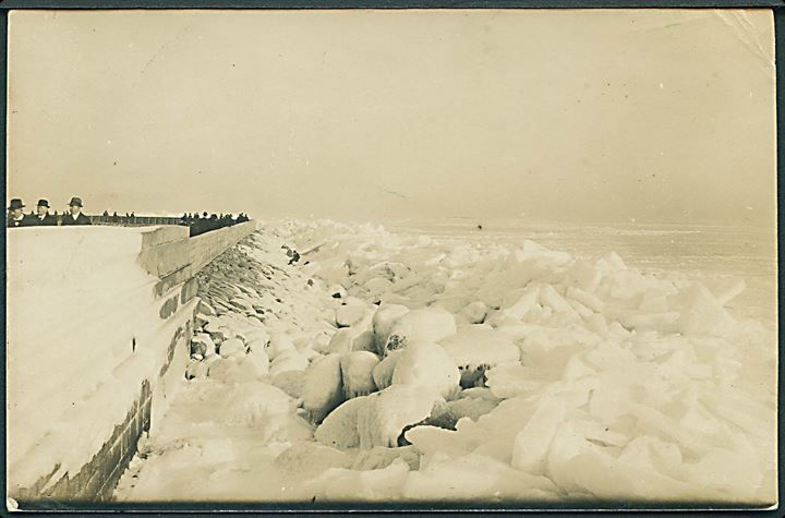 Frederikshavn. Ismasser under vinteren 1922. Fotokort u/no. Hj.knæk.