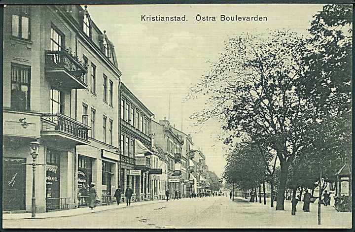 Östra Boulevarden i Kristianstad, Sverige. L. Littorins no. 11271. 