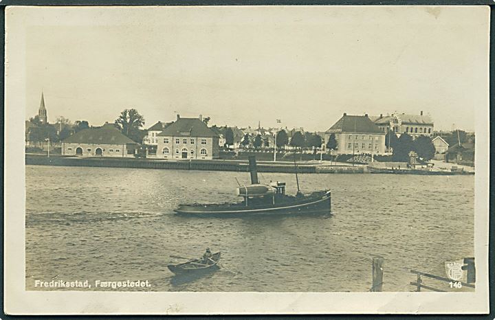 Færgestedet i Frederikstad, Norge. B. Oppi no. 146. Fotokort. 