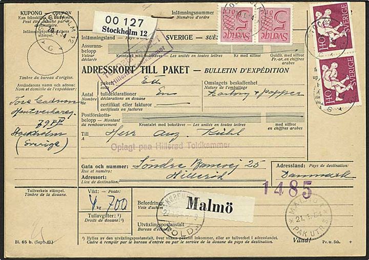5 öre Ciffer og 1,40 kr. Rigsidrætsforbund i parstykker på 2,90 kr. frankeret internationalt adressekort for pakke fra Stockholm d. 20.1.1954 til Hillerød, Danmark.