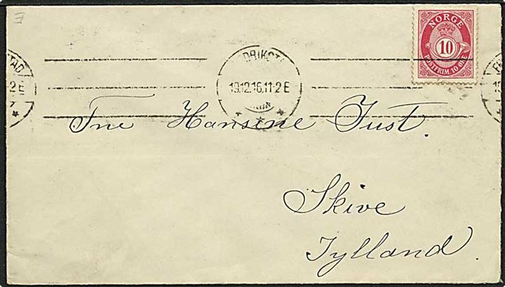 10 øre Posthorn og Røde Kors mærkat på for- og bagside af brev fra Frederikstad d. 19.12.1916 til Skive, Danmark.