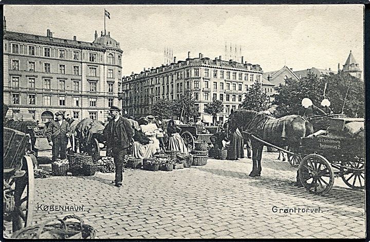 Købh., Grønttorvet med handlende og hestevogn. A. Vincent no. 402. Kvalitet 8