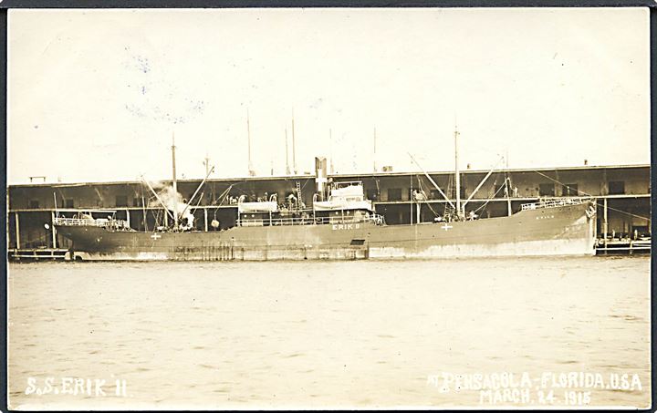 “Erik II”, S/S, Dampskibsselskabet Gorm i neutralitets bemaling i Pensacola, USA d. 24.3.1915. Fotokort u/no. Kvalitet 8