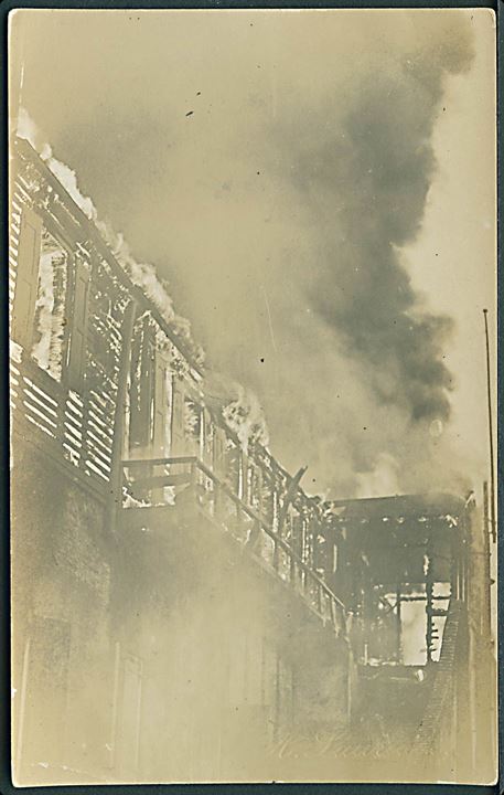 D.V.I., militær. Christiansted, kasernebranden 1.6.1914. A. Lauridsen u/no. Kvalitet 7