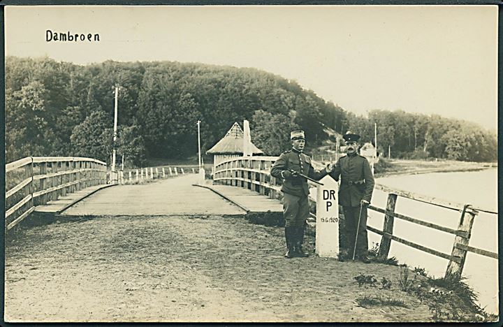 Kollund, grænsen ved Dambroen med grænsesten. Fotokort u/no. Kvalitet 8