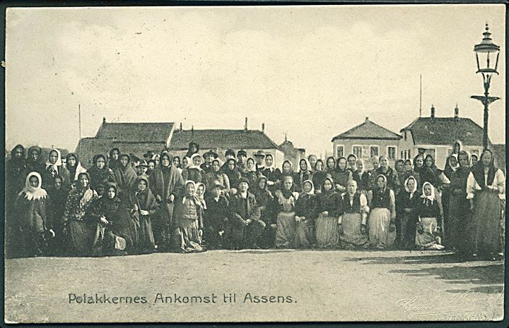 Assens, Polakkernes ankomst. 176 roearbejdere på havnen d. 5.4.1910. Fr. Plum no. 21260. Info vedl. Kvalitet 9