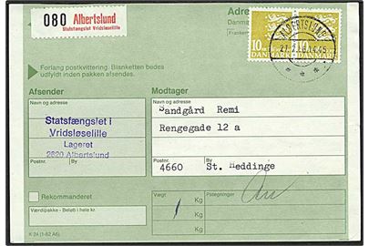10 kr. Rigsvåben i parstykke på adressekort fra Albertslund d. 27.2.1986 til St. Heddinge. Selvregistreret pakke fra Statsfængslet Vridsløselille med fortrykt registrerings-etiket.