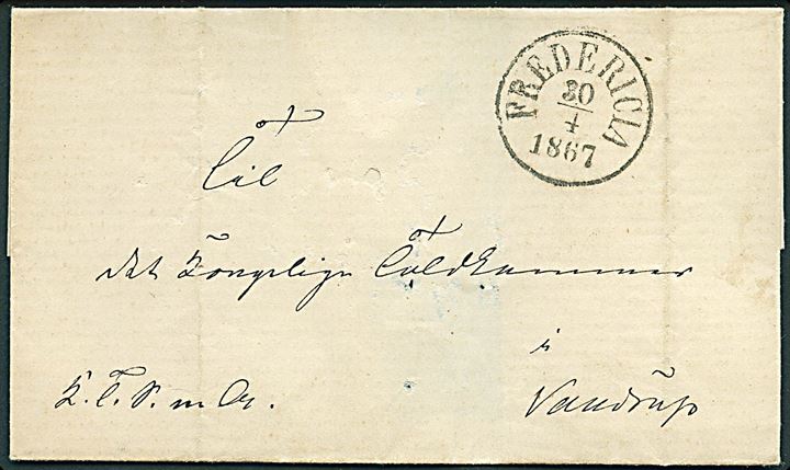 1867. Ufrankeret tjenestebrev mærket K.T.S.m.A. med antiqua Fredericia d. 30,4.1867 til Toldkammeret i Vamdrup.