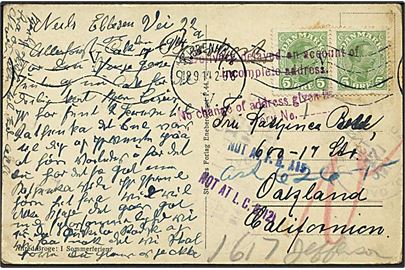 5 øre Chr. X i parstykke på brevkort fra Kjøbenhavn d. 18.9.1914 til Oakland, USA. Utilstrækkelig adresse med flere forskellige amerikanske stempler.