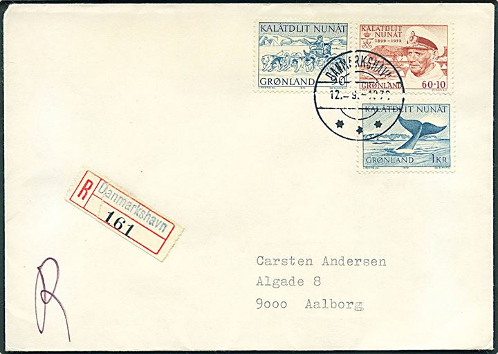 60+10 øre Fr. IX mindeudg., 90 øre Postbefordring og 1 kr. Grønlandshval på anbefalet brev fra Danmarkshavn d. 12.9.1972 til Ålborg.