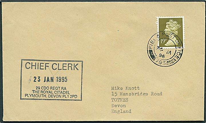 19d Elizabeth på feltpostbrev stemplet Field Post Office 795 d. 5.2.1992 til Totnes, England. Rammestempel Chief Clerk 29 CDO REGT RA d. 23.1.1995. Fra britisk manøvre i Bardufoss, Nordnorge. (BFPO 518).