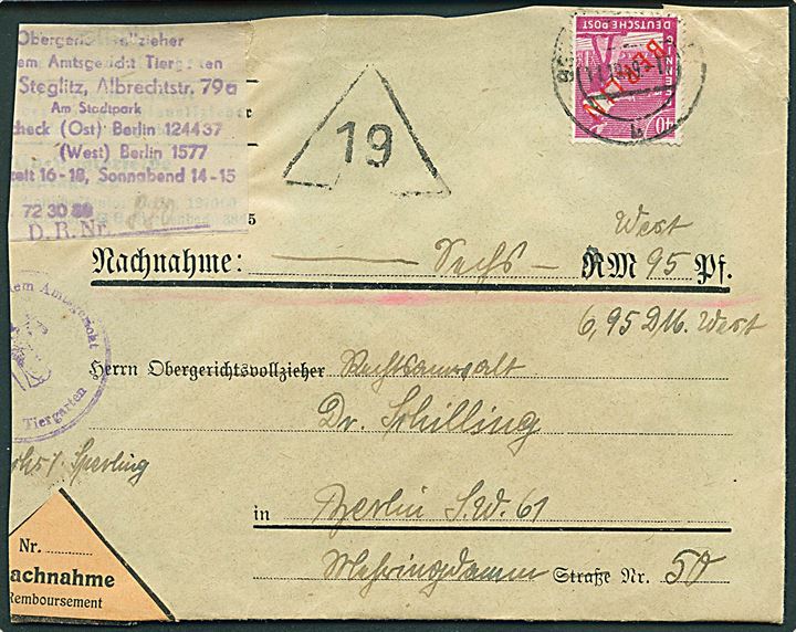 40 pfg. rød Berlin provisorium single på lokalbrev med postopkrævning i Berlin d. 11.10.1949. Kuvert beklippet.