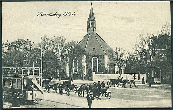 Sporvogn no. 12 ved Frederiksberg Kirke. B. M. & Co. no. 233. 