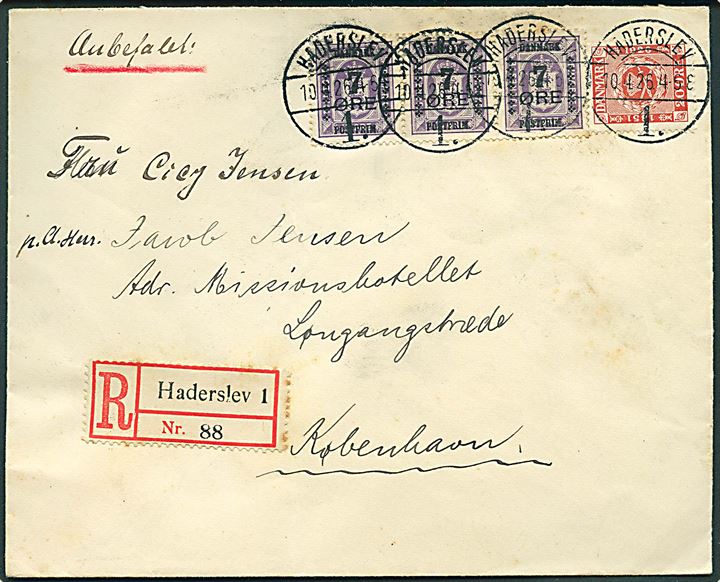 20 øre Frimærkejubilæum og 7/15 øre Provisorium i 3-stribe på anbefalet brev annulleret med brotype Vb Haderslev 1. d. 10.4.1926 til København.