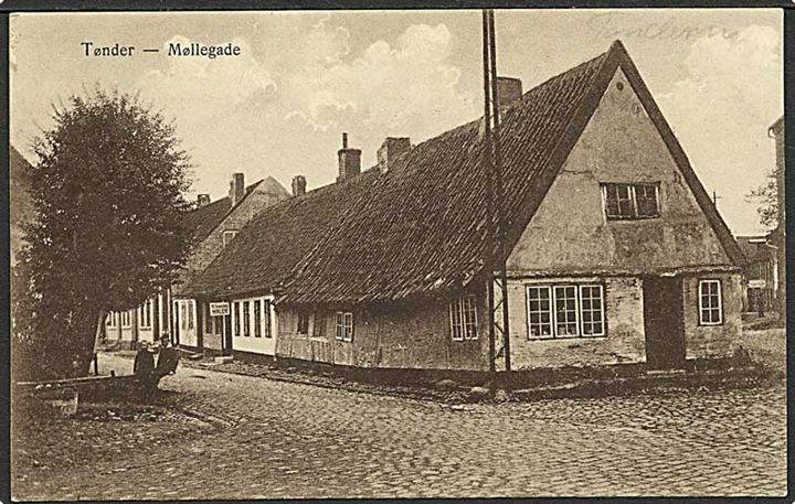 Parti fra Møllegade i Tønder. J. Boisen no. 86.