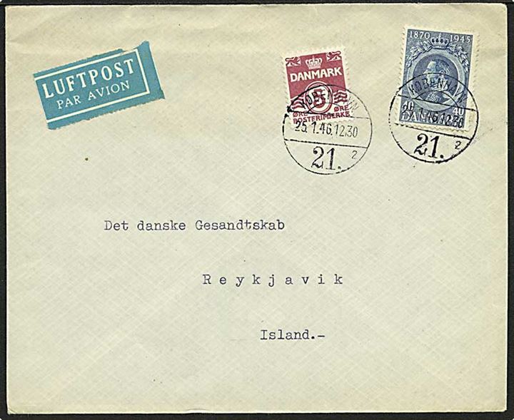 5 øre Bølgelinie og 40 øre Chr. X 75 år på 45 øre frankeret luftpostbrev fra København 21 d. 25.1.1946 til Reykjavik, Island.