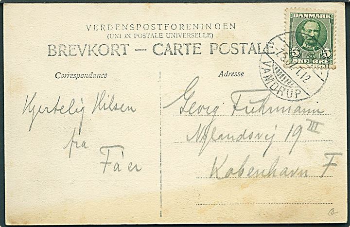 Fredericia, Baneterrainet med togvogne. U/no. Frankeret med 5 øre Fr. VIII annulleret med bureaustempel Nyborg - Vamdrup T.12 d. 7.6.1907 til København.
