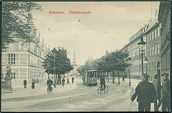 København, Slotsholmsgade med sporvogn linie 2 vogn 199. No. 8194.