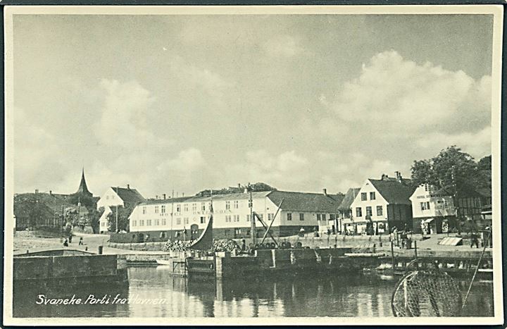 Parti fra Havnen, Svaneke på Bornholm. Colbergs Boghandel no. 990. 