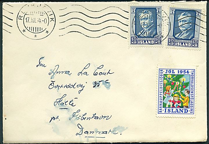 1,25 kr. Hafstein (2) og Thorvaldsen Foreningen Julemærke 1954 på brev fra Reykjavik d. 17.12.1954 til Holte, Danmark.