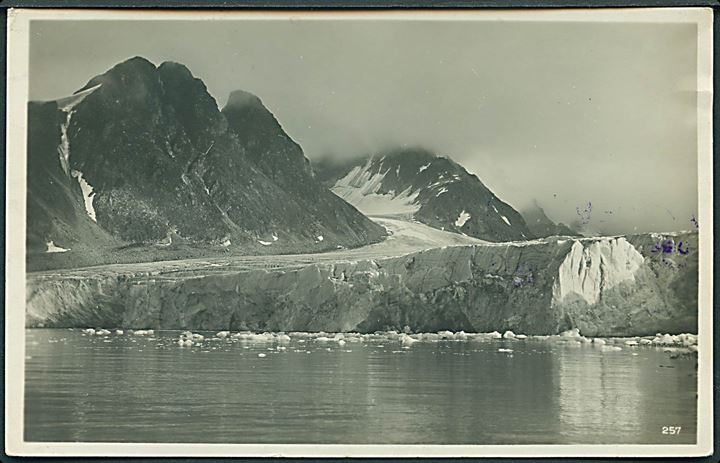 Svalbard. Magdalenefjord. CM&S no. 257. 
