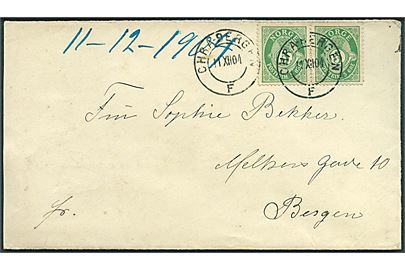 5 øre Posthorn i parstykke på brev annulleret med sejlende bureaustempel Chr.A. - Bergen F d. 11.12.1904 til Bergen.