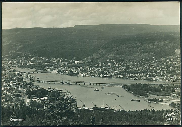 Drammen set på afstand, Norge. Harstad no. 48 F 15. Fotokort. 