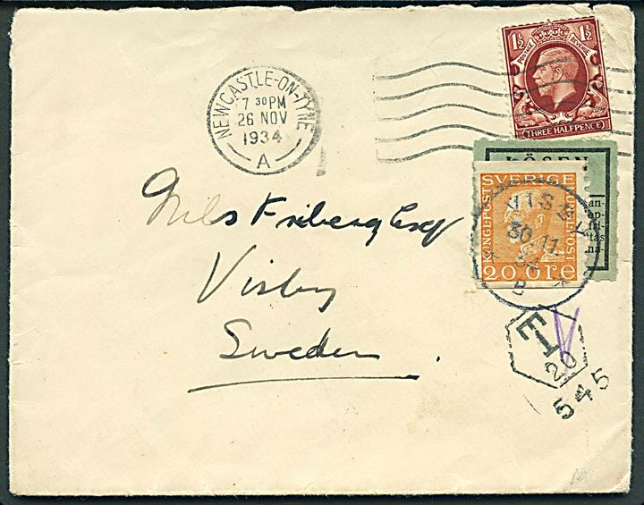 Engelsk 1½d George V på underfrankeret brev fra Newcastle d. 26.11.1934 til Visby, Sverige. Udtakseret i porto med grøn Lösen etiket og 20 öre Gustaf stemplet Visby d. 30.11.1934. Bagklap mgl.