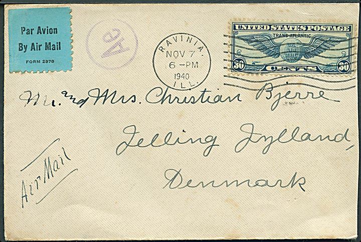 30 cents Winged Globe single på luftpostbrev fra Ravinia d. 7.11.1940 til Jelling, Danmark. Passér stemplet Ae ved den tyske censur.  