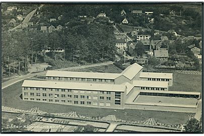 Odder, Kommuneskolen ses fra luften. Stenders no. 44 714/417. 