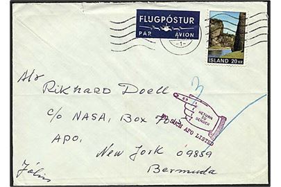 20 kr. Landskab single på luftpostbrev fra Reykjavik ca. 1970 til amerikansk feltpostadresse c/o NASA, APO New York 09859 - Bermuda. Utilstrækkelig adresse og retur med stempel No such APO listed. 