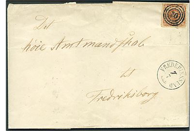 4 sk. stukken kant - plade VII nr. 31 stort brud på hjørne af NV-posthornfelt på brev annulleret med nr.stempel 20 og sidestemplet antiqua Frederikssund d. 7.7.1863 (dato rettet med blæk) til Frederiksborg.