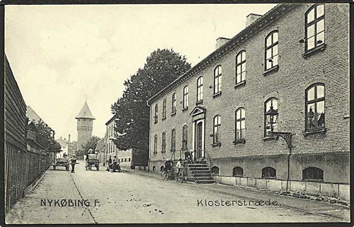 Parti fra Klosterstræde i Nykøbing F. Stenders no. 12442.