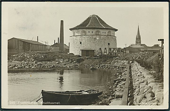 5 øre Bølgelinie (2) på brevkort (Krudttaarnet i Frederikshavn) annulleret med svagt aftryk af sjældent brotype IIb stempel Gammel Skagen d. 28.7.1913 til Berlin-Charlottenburg, Tyskland.