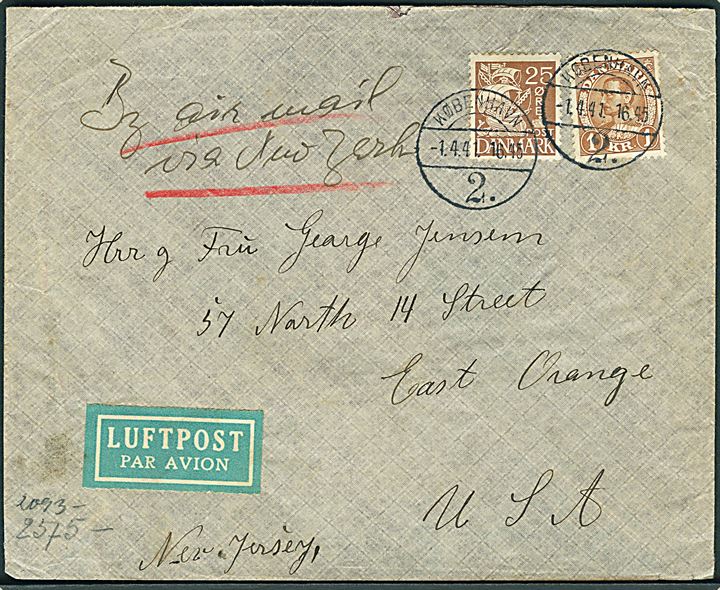 25 øre Karavel og 1 kr. Chr. X på luftpostbrev fra København d. 1.4.1941 til East Orange, USA. Åbnet af tysk censur.