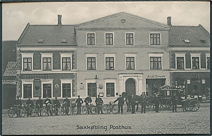 Sakskøbings Posthus med postbudene. J. Lund no. 20700. Kvalitet 10