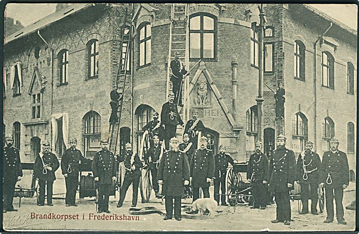 Frederikshavn, Brandkorpset ved Løve Apotek på hj. af Danmarksgade og Jernbanegade. Knudstrup u/no. Kvalitet 8