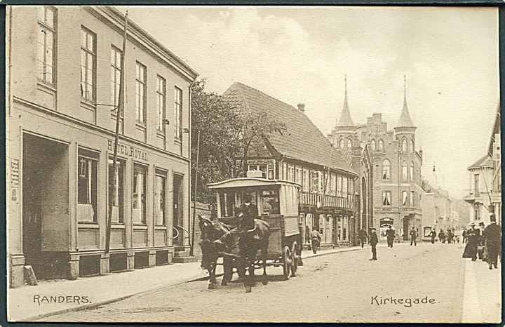 Randers, Kirkegade med hotel “Royal” og hestetrukken omnibus. Stenders no. 16883k Kvalitet 8