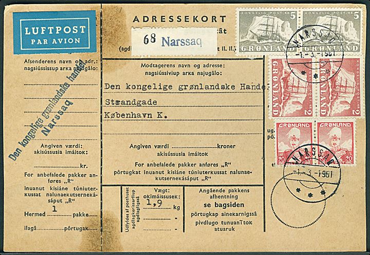 20 øre Chr. X (2), 2 kr. (2) og 5 kr. (2) Ishavsskib på 14,40 kr. adressekort for luftpostpakke fra Narssaq d. 1.3.1961 til København. Taperest på bagsiden.
