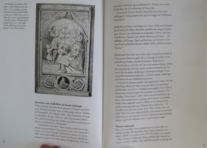 Julenissens kulturhistorie af Benno Blæsild. 22 sider hæfte fra den Gamle By illustreret med bl.a. gamle postkort. Uden år.