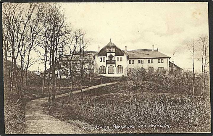 Grundvigs Højskole ved Lyngby. K. Henriksen no. 24022.